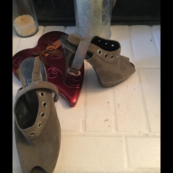 Ankle open toe booties great deal!