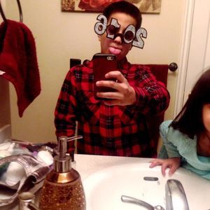 Meet your Posher, Cesar