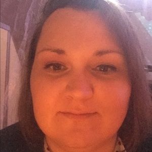 Meet your Posher, Bobbie