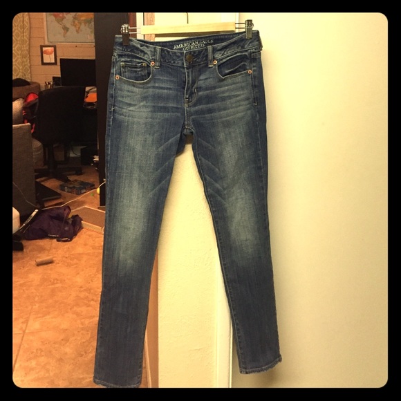 American Eagle Skinny Stretch Medium Wash Jeans