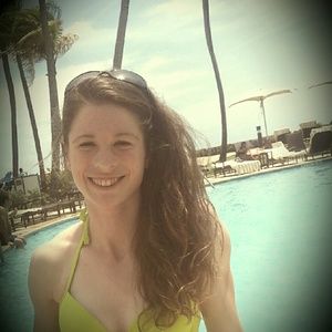 Meet your Posher, Stephanie