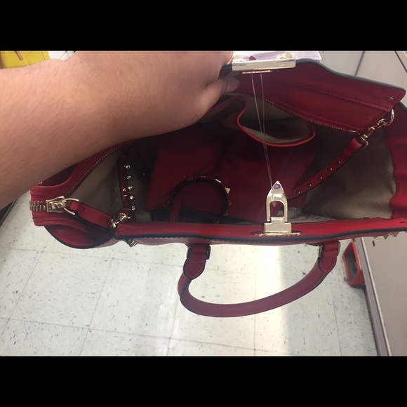 Valentino garavani - Picture 3 of 3