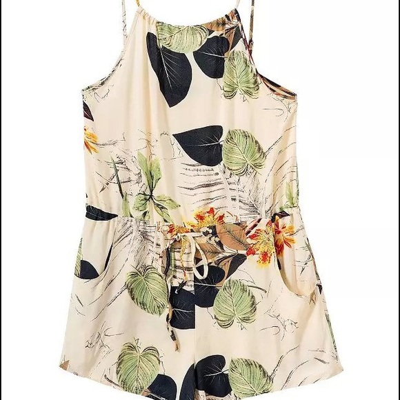 🔥FINAL SALE🔥 Floral Romper - Picture 3 of 4