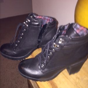 Call it Spring zip/lace boots