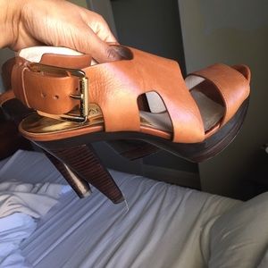 Michael kors carla sandal