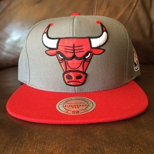 Grey Chicago Bulls Snapback Hat