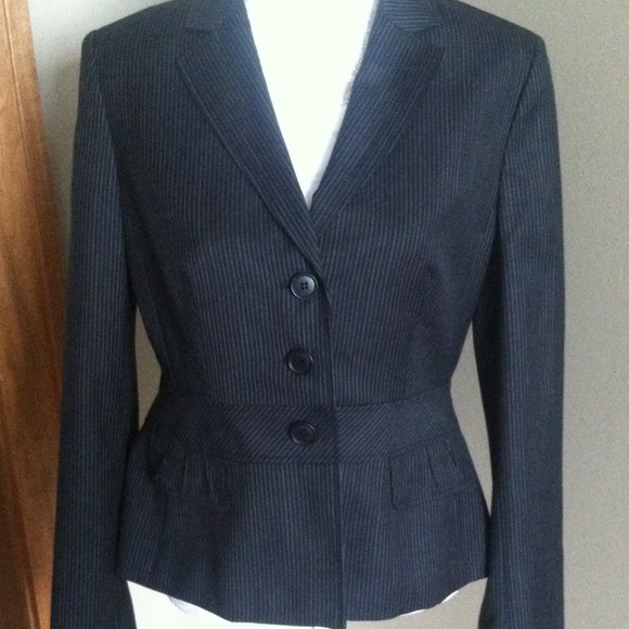 LOFT Jackets & Blazers - LOFT blazer/suit jacket