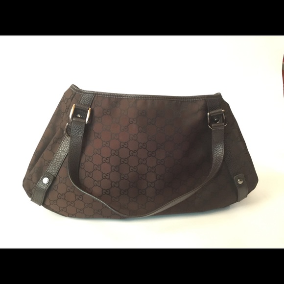 Authentic Gucci - Picture 2 of 4