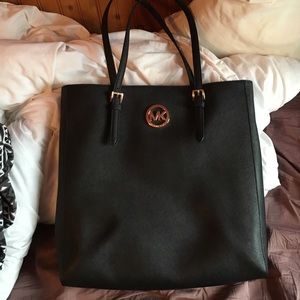 Michael Kors jet set long tote
