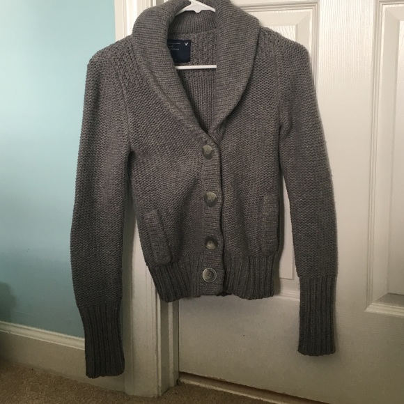 American Eagle Sweater