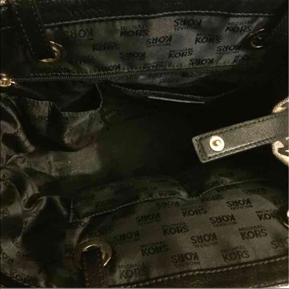 Authentic Michael Kors purse - Picture 3 of 4