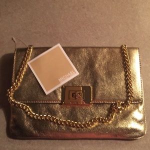 🎀BRAND NEW Michael Kors gold fancy purse🎀