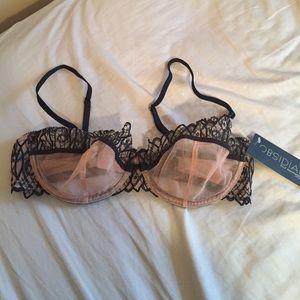 Obsidian Elle Macpherson bra