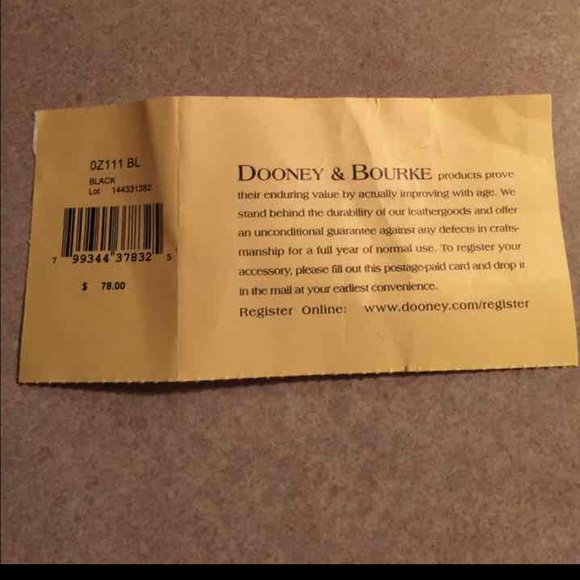 Brand New Dooney & Bourke large logo wristlet!! 🎀 - Picture 4 of 4