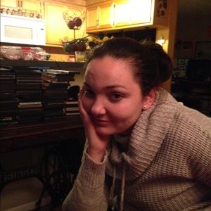 Meet your Posher, Amber