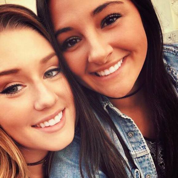 Meet your Posher, Sarah - Picture 1 of 1