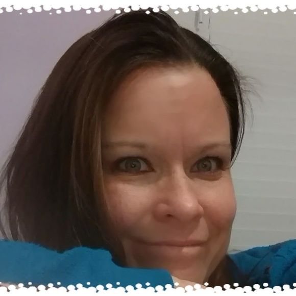 Meet your Posher, Amy - Picture 1 of 1
