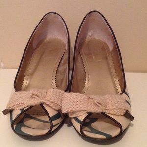 J crew size 7 leather trimmed bow heels green