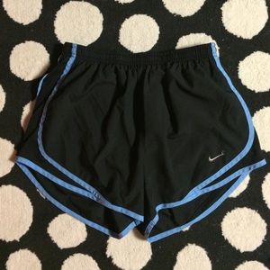 Nike Dri Fit Short Small