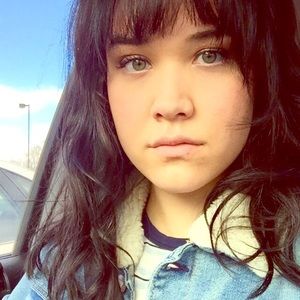 Meet your Posher, Lilly