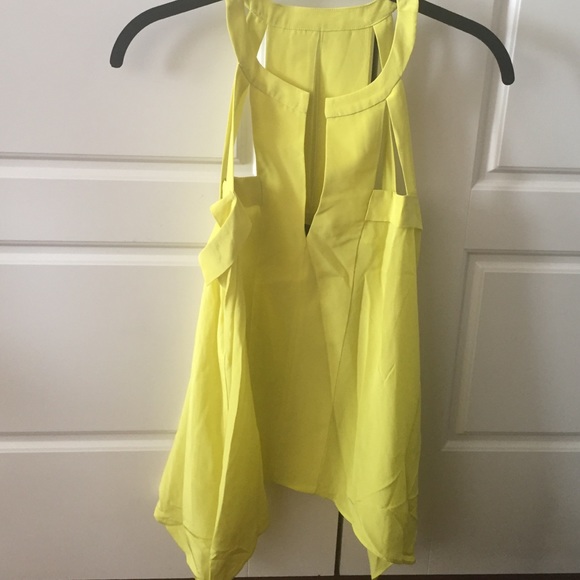 Silk Chartreuse Blouse 🔑