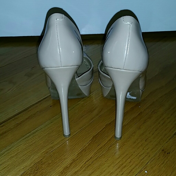 Nude Jessica Simpson pumps - Picture 2 of 3