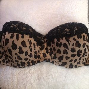 Cheetah print strapless push-up bra