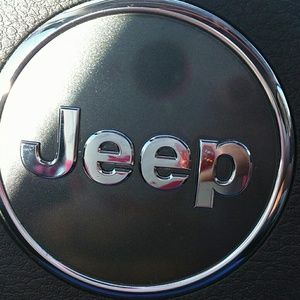 Meet your Posher, Claudia