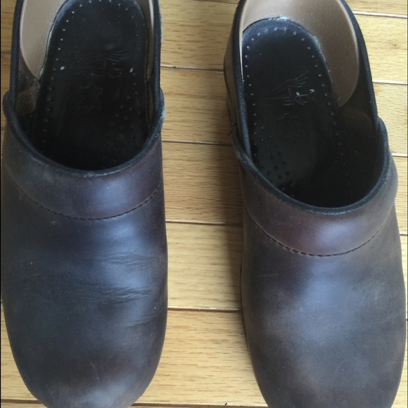 Clogs