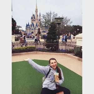 Meet your Posher, Taylor