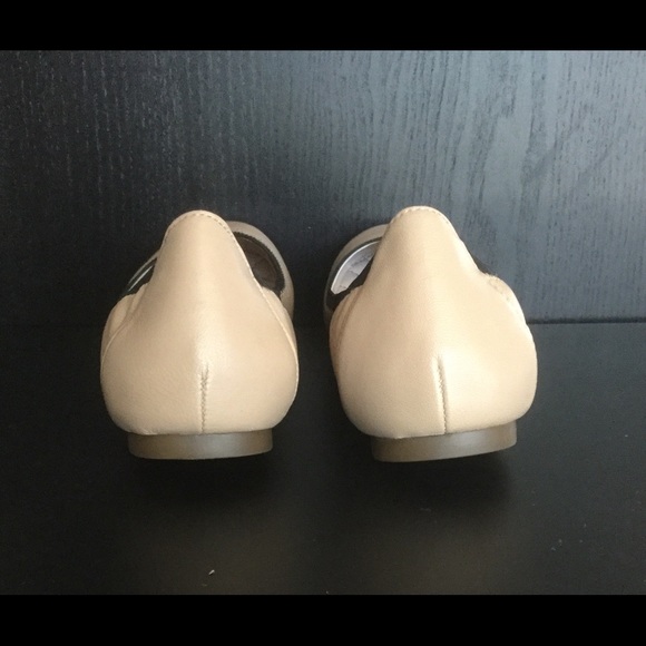 NIB leather Vince Camuto nude ballet flats - Picture 6 of 6