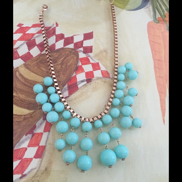 Statement necklace