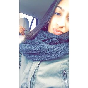 Meet your Posher, Cindy