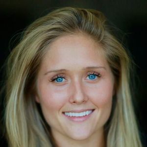 Meet your Posher, Corinne