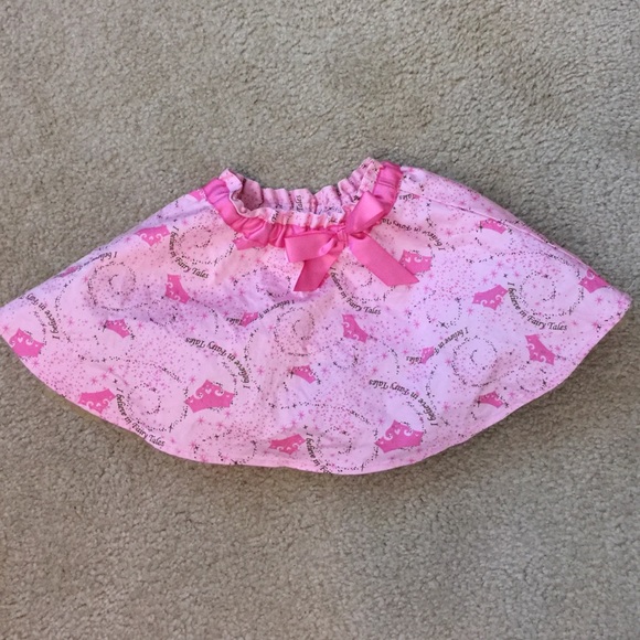 2T adorable Disney Princess skirt, lined with tule