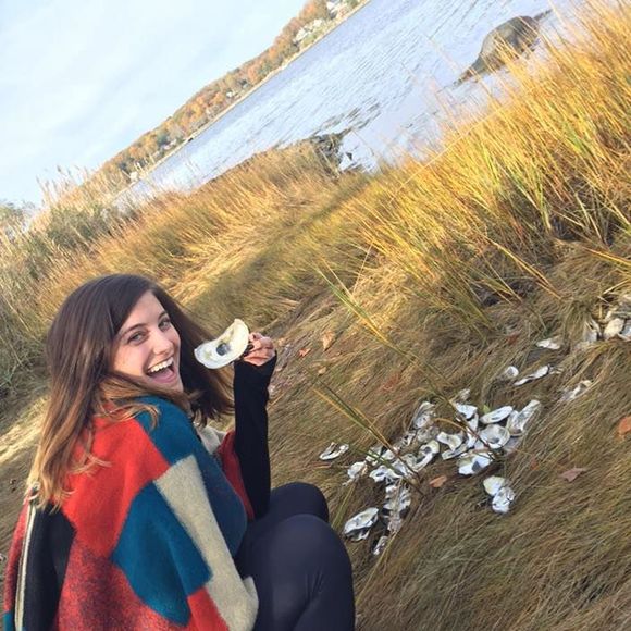 Meet your Posher, Kelly - Picture 1 of 1