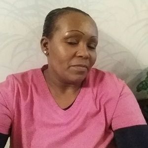 Meet your Posher, Esther