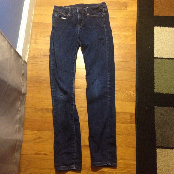 Dark blue skinny jeans!
