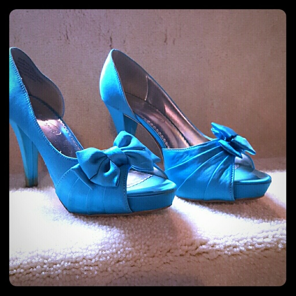 Wedding/bridal shoes - Picture 1 of 2