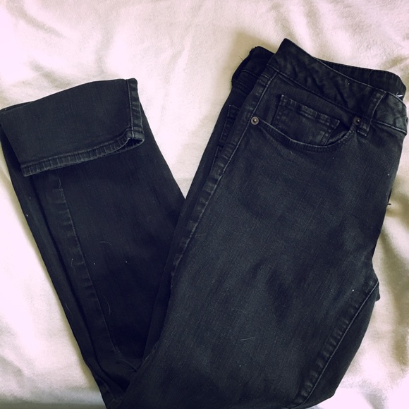 AE Black Denim Skinny Jean