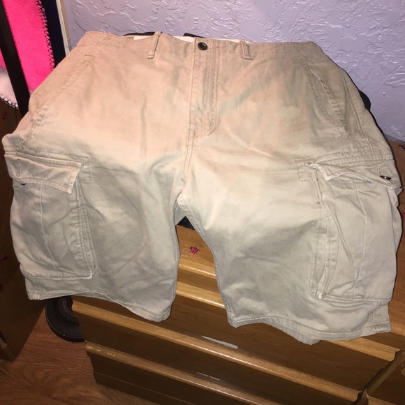 Men's Levi shorts