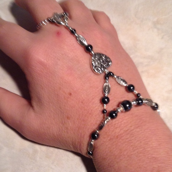 Slave bracelet with ring silver