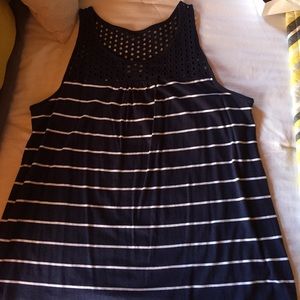 Cute Old Navy summer tank top. 🌞