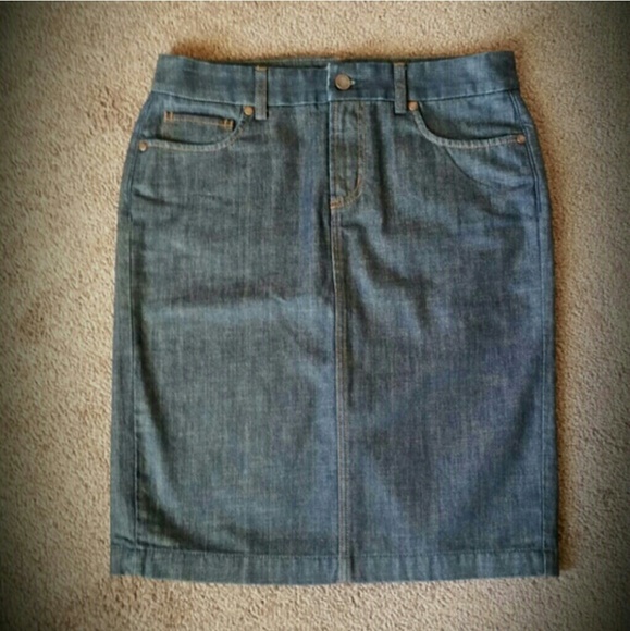 Great denim skirt