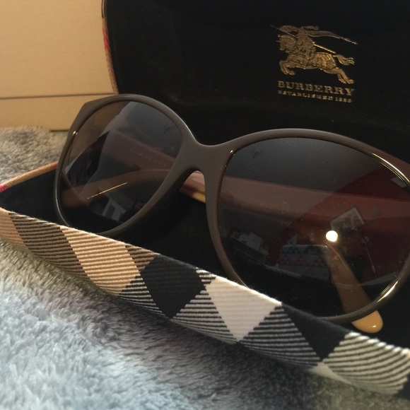 Burberry sunglasses
