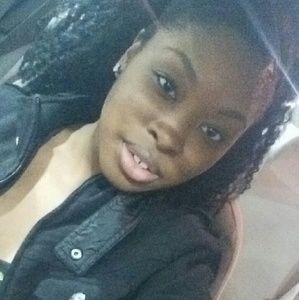 Meet your Posher, Laquania