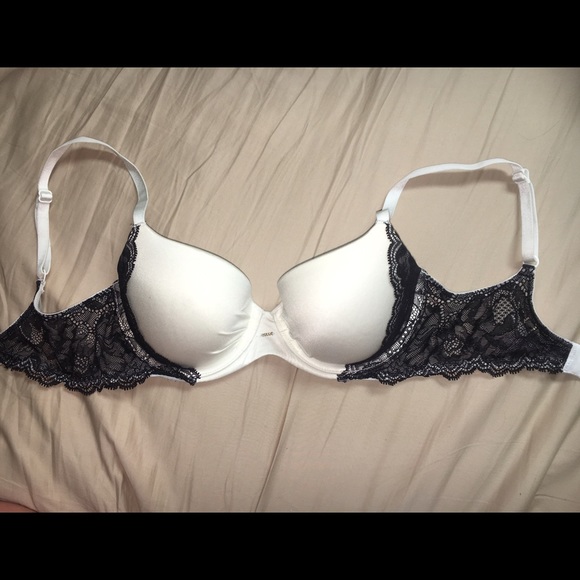 VS Victoria Secret 'fabulous' Demi bra 32D