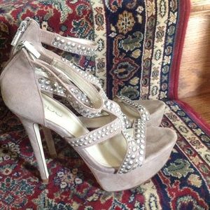 Bebe heels