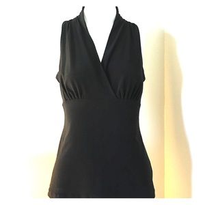 📍SOLD📍White House Black Market Top