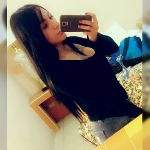 Meet your Posher, Monique